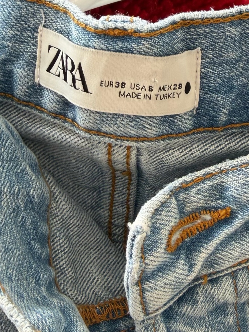Zara Light Wash Button-Fly Straight Jeans - Picture 2 of 4